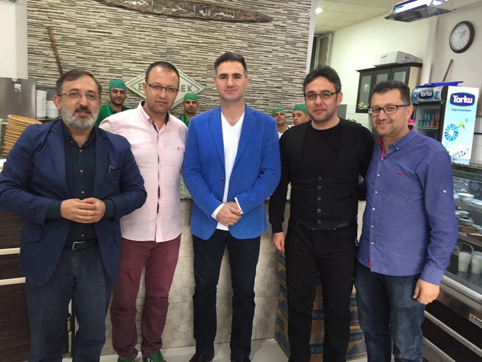 ünlü oyuncu Mesut kaçarlı Kontv genel yayın yönetmeni Mustafa tatlısu